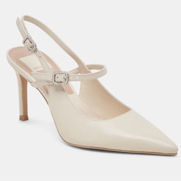 Dolce Vita Shoes - ☀️NEW Dolce Vita Kellen Heels in Ivory Leather. Size: 7.5